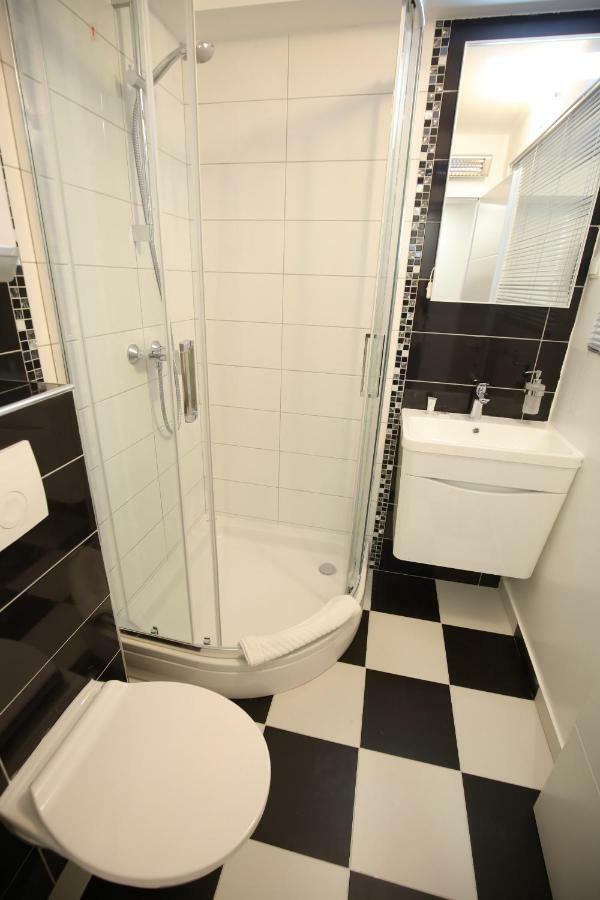 365 Rooms Ζαντάρ Εξωτερικό φωτογραφία